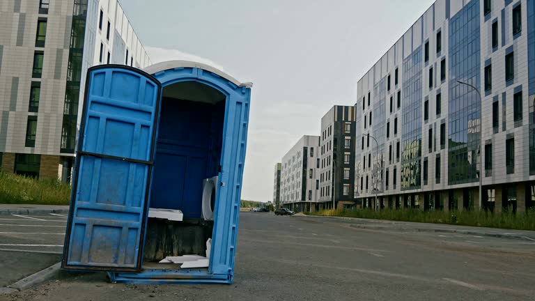 Types of Portable Toilets We Offer in Leesburg, FL